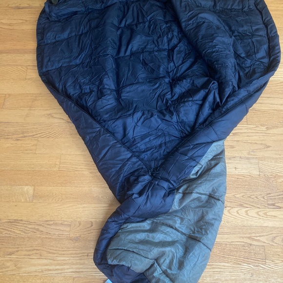 Thermolite Sleeping bag Sierra designs established 1965 - Picture 4 of 16